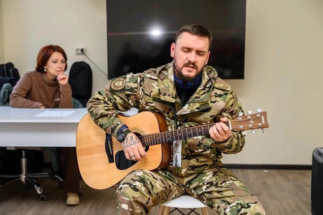 Ветеран выступает и в школах | Источник: фонд «Защитники Отечества»