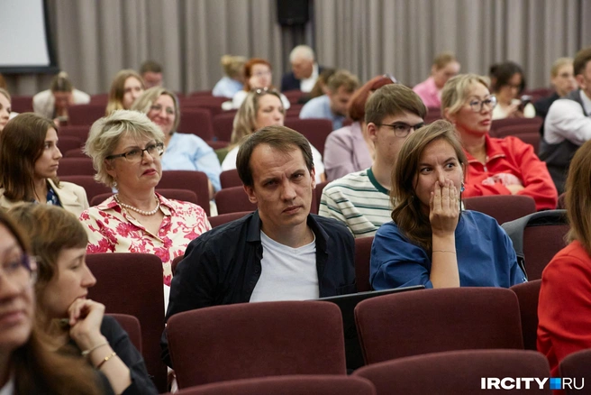 По лицам некоторых журналистов было видно, что они не хотят ни с кем дружить | Источник: Даниил Конин / «ИрСити»