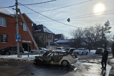 Police say smoking caused taxi fire outside Rostov court
