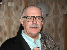 Никита Михалков стал дедушкой в 13-й раз