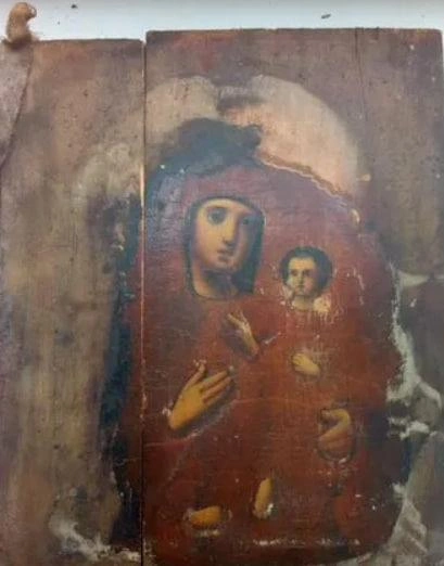 Старинная икона, 613 тысяч рублей | Источник: Сайт объявлений