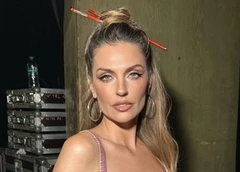 Саша Савельева высокого мнения о себе: «Я из тех ведьм, которые выиграли в генетическую лотерею»