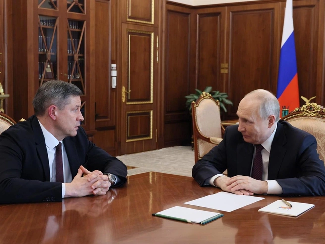 Владимир Путин провёл встречу с Егором Ковальчуком в Кремле | Источник: kremlin.ru