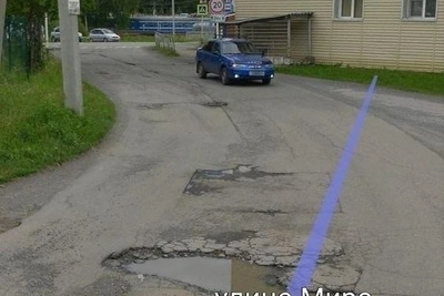 В Тайге дети идут в школу по проезжей части