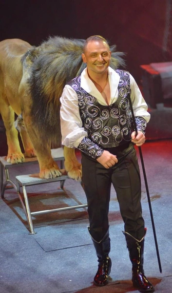 Аскольд Запашный | www.starhit.ru