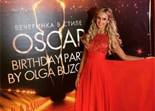 Ольга Бузова отметила день рождения с шиком и блеском