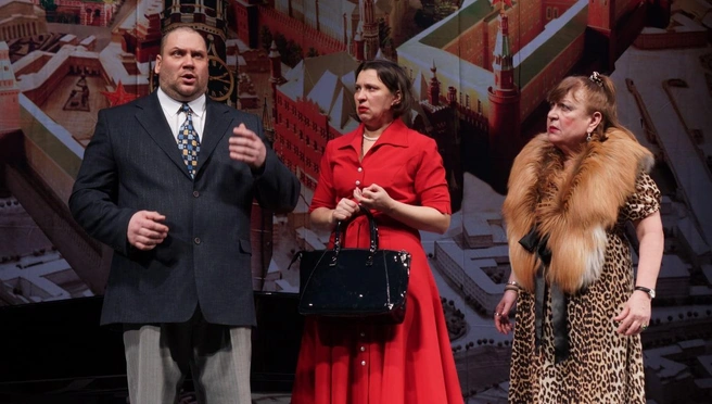 Сцена из спектакля «Сирена и Виктория» | Источник: teatr-estrada.ru