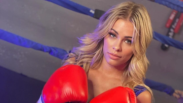 Секс-символ MMA Пэйдж Ванзант показала фанатам фото в бикини (а мы покажем их тебе)