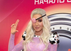 Губерниев отстранен от эфира, а Бузова была пьяна: наглый фейк или случайный инсайд