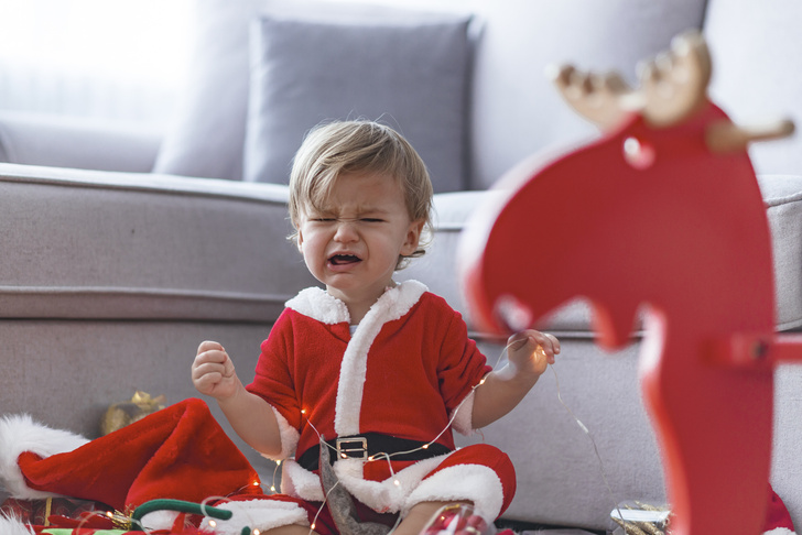 Ребенку не понравился подарок: как реагировать на бунт и истерику