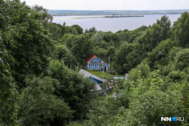 В низине сейчас осталось мало домов | Источник: Наталья Бурухина / NN.RU