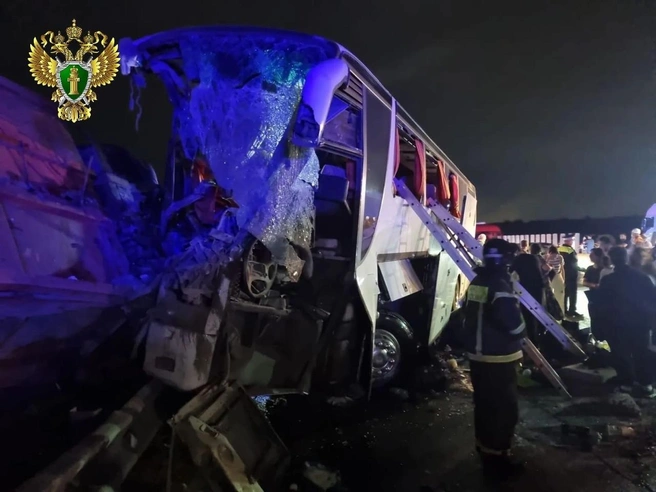 В Ставропольском крае автобус врезался в КамАЗ. Пять человек погибли, пострадавших более 30 | Источник: прокуратура Ставропольского края