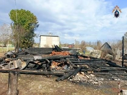 СК проверяет гибель мужчины при пожаре в Арбажском районе | Источник: kirov.sledcom.ru