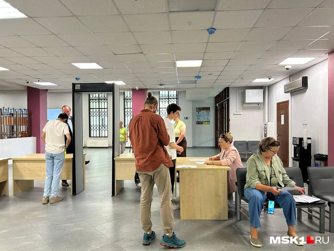 Многие пересдающие набрали 80 и больше баллов | Источник: Римма Багдасарян / MSK1.RU