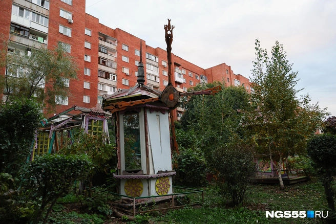 Что это за строение такое, осталось загадкой | Источник: Евгений Софийчук / NGS55.RU