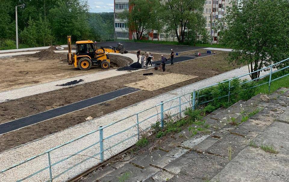 В Березниках начали строить два межшкольных стадиона