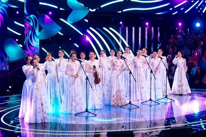 Сравнение Баскова, что Татьяна могла бы отлично вписаться в челябинский хор, певице тоже не понравилось | Источник: пресс-служба телеканала «Россия 1»