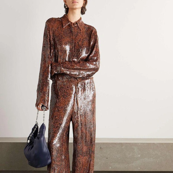 Источник: Социальные сети