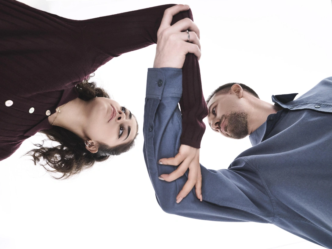 Тихая роскошь, ретро-капсулы и эстетичный фитнес: что обсуждают и пробуют в конце января | marieclaire.ru