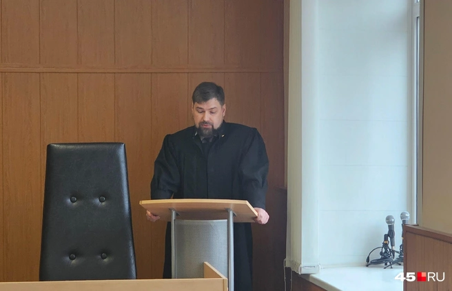 Судья Сергей Лыткин зачитывает приговор | Источник: Дарья Никитченко / 45.RU