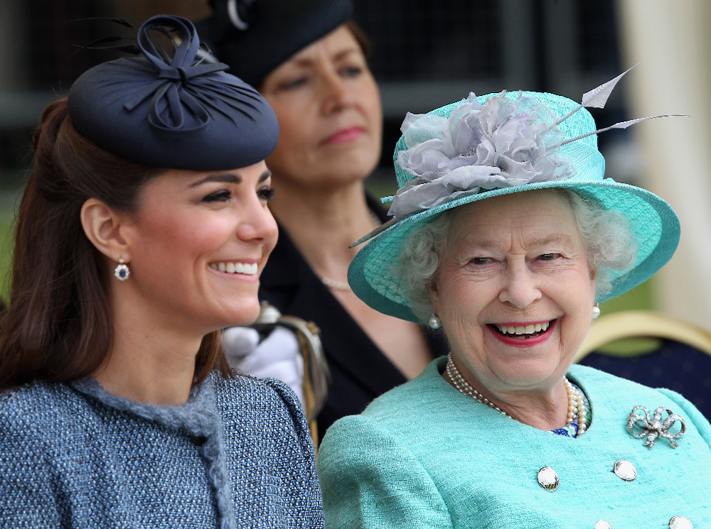 Почему отношения герцогини Кейт и Королевы сейчас лучше, чем когда-либо | marieclaire.ru