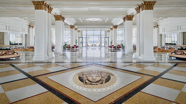 Торжественное открытие отеля Palazzo Versace Dubai