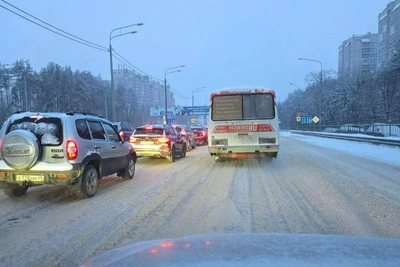 ‘Everything’s at a standstill!’: Huge snowstorm jams paralyze Voronezh