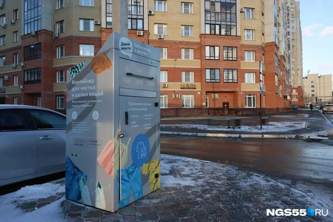 И собирают одежду нуждающимся | Источник: Евгений Софийчук / NGS55.RU
