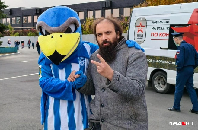 Единственный бразильский болельщик саратовского «Сокола» | Источник: Антон Васильченко / 164.RU