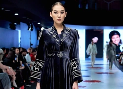 Kazakhstan Fashion Week. Бренд Assem Meiram