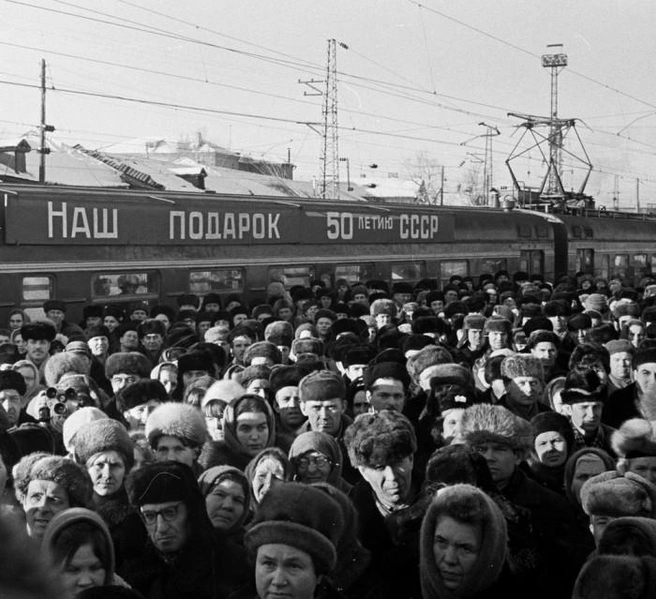 Первый электропоезд в Казани, 1972 год | Источник: Kulturologia.ru