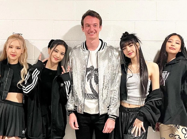 Бойфренд Лисы из Blackpink стал во главе Loro Piana. Теперь его будет носить и любимый айдол