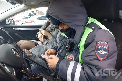Пьяную сахалинку арестовали на двое суток за неповиновение ДПС