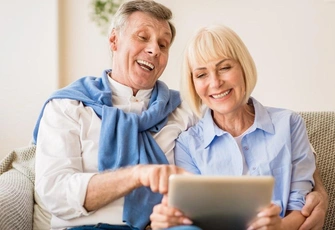 В чужую семью без своего устава: 9 правил, как жить мирно с родителями и взрослыми детьми