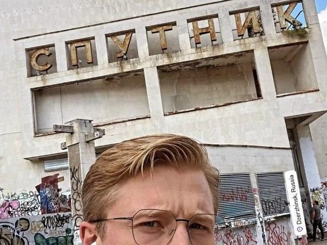 Актер Вячеслав Чепурченко также поделился фото со съемочной площадки | Источник: Вячеслав Чепурченко / Instagram (экстремистская организация, деятельность запрещена на территории РФ)