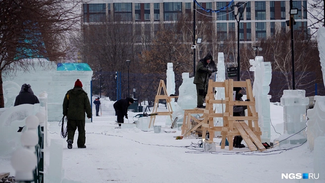 Художники съезжаются в городок со всей страны | Источник: Антон Дигаев / NGS.RU