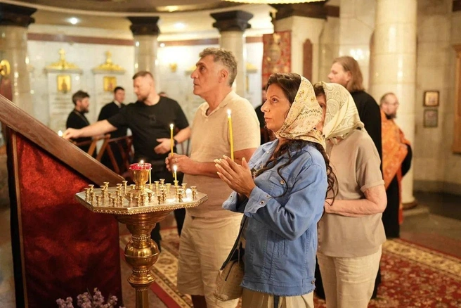 Все 9 месяцев, что Кеосаян был в коме, его супруга писала трогательные заметки-воспоминания | Источник: «Храм на Крови» / T.me