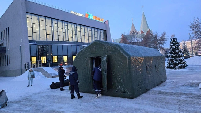 Палатка в Металлургическом районе тоже достаточно большая | Источник: Алексей Лошкин / t.me