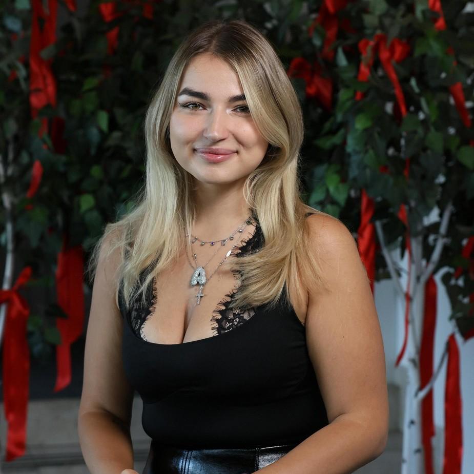 <p>Арина Киселёва</p>