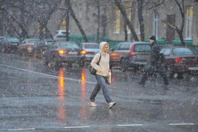 В Приморье 11 апреля ожидаются дожди, снег и гололед
