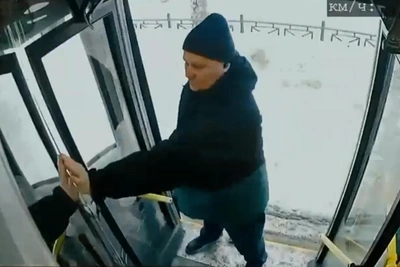 Arkhangelsk Man Attacks Bus Driver, Had Previous Assault
