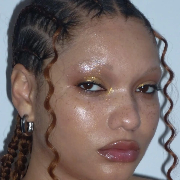 Источник: polyesterzine