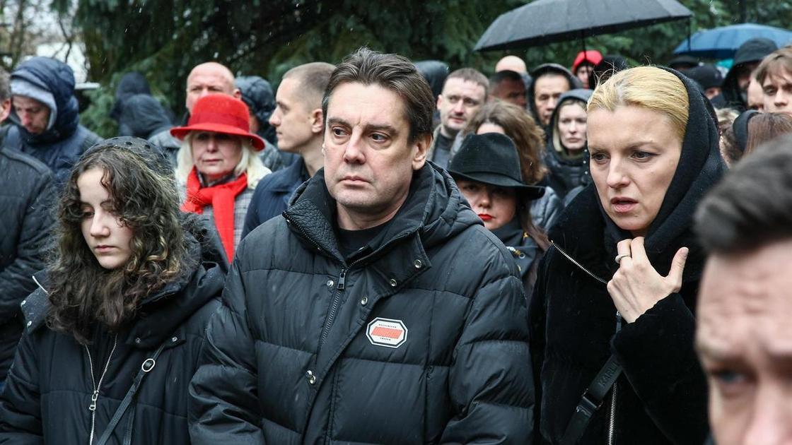 Какими выросли дети Пиманова: сыновья работали с ним, а старшая дочь торговала косметикой