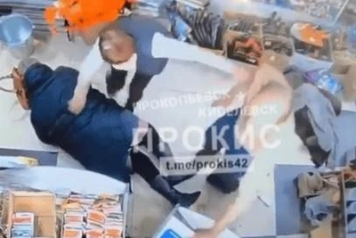 Drunk Recidivist Stabs Woman in Kuzbass, Shouts About Joining Military Operation