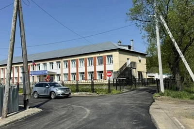 В двух сёлах Корсаковского района ремонтируют Школьные улицы