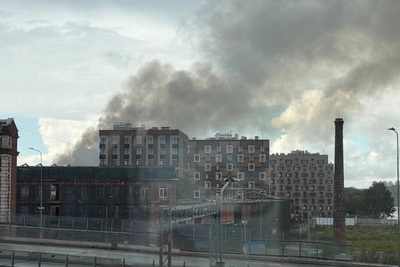 На Петровском острове загорелся «Дом Ропса»