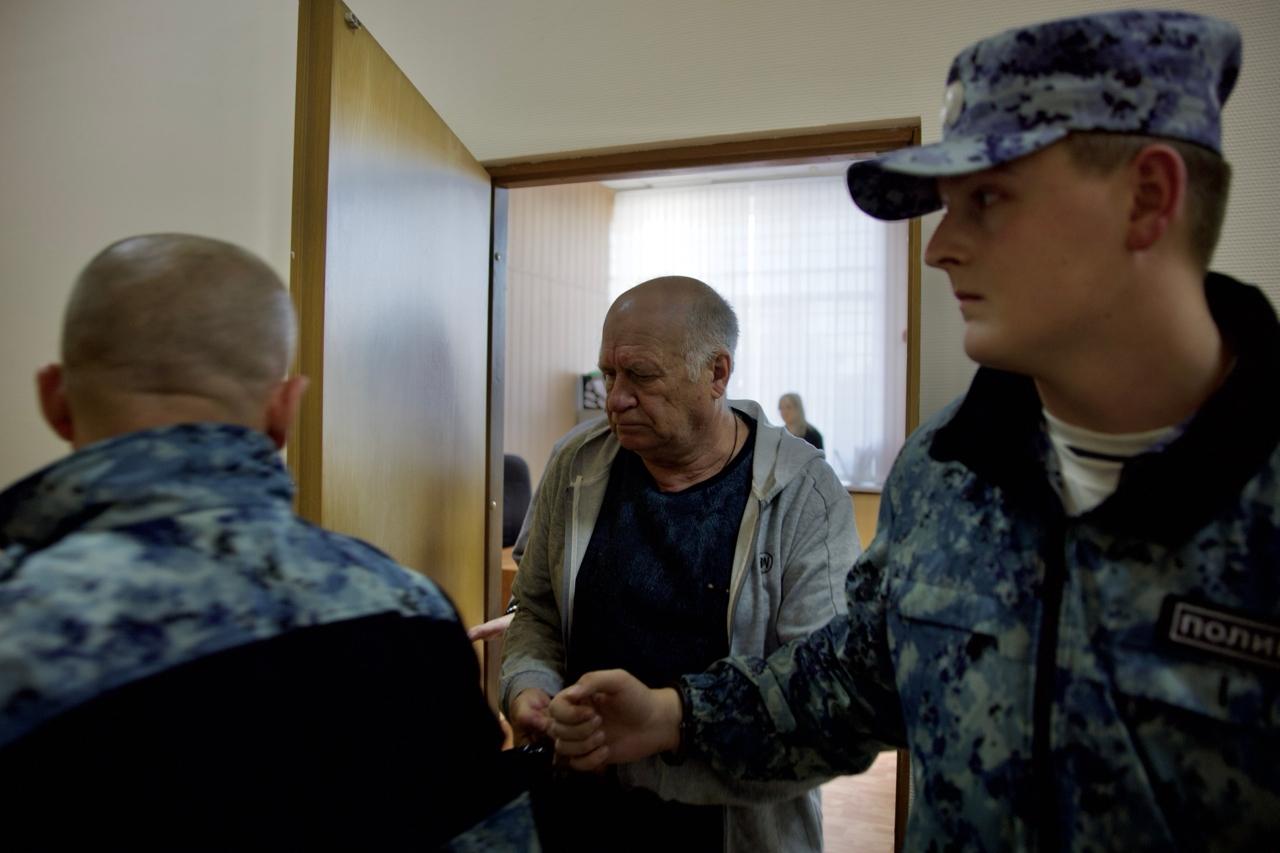 «У меня сахарный диабет, гипертония и опухоль в ноге»: Получавшего взятки от управляющих компаний В…