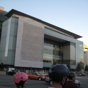 Фото №1 - В Вашингтоне открывается Newseum