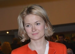 Надежда Михалкова о послеродовой депрессии: «Везла коляску около пруда и подумала: «А что, если ее туда отпустить?»