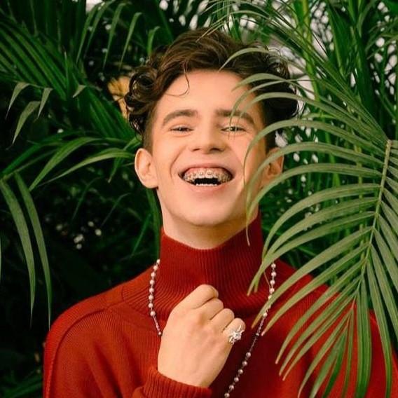 Друг Малинина и чемпион Олимпиады: кто такой Михаил Шайдоров, оставивший Петра Гуменника без золота